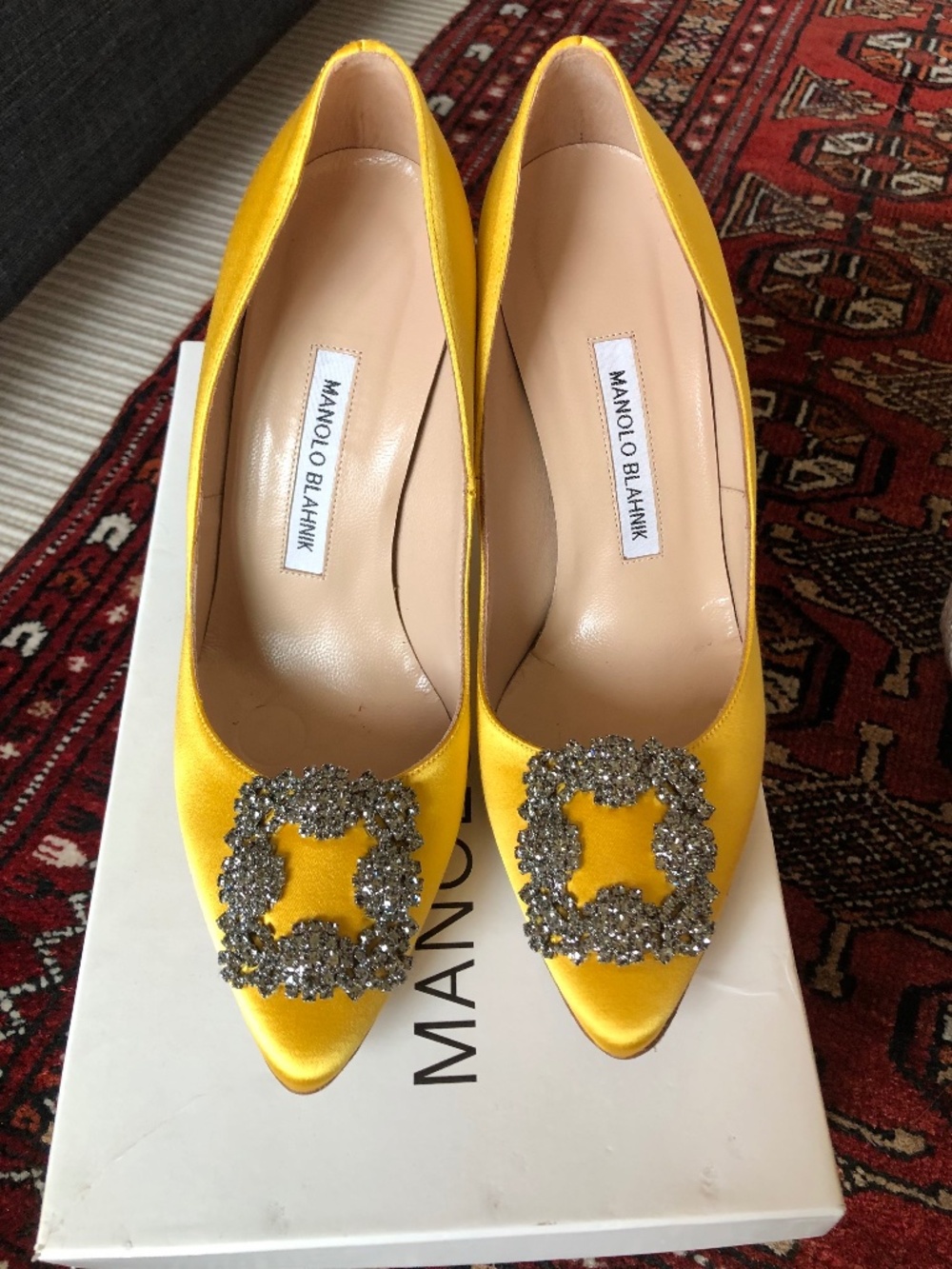 Manolo Blahnik Yellow Satin Hangisi Pump 7.5